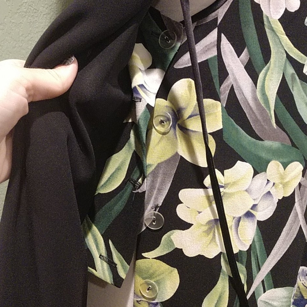Dana Buchman Vintage Silk Wrap Dress - Picture 4 of 7